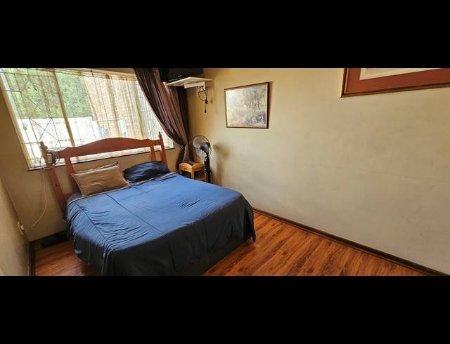 2 BEDROOM TOWNHOUSE FOR SALE IN SOUTH CREST